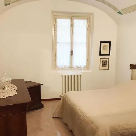 Interno 2 Reggio nell'Emilia